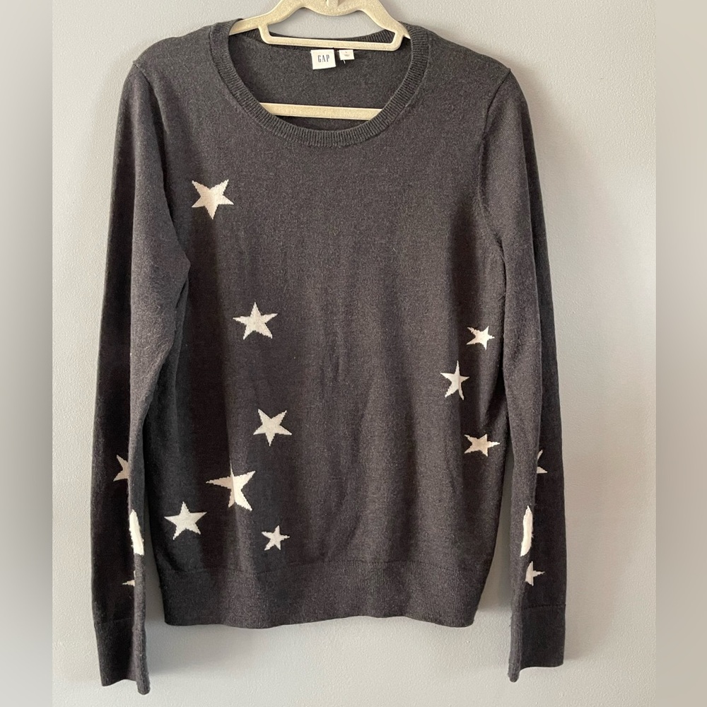Gap charcoal gray star sweater size large